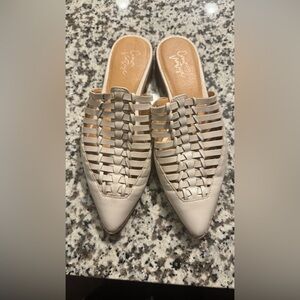 Crown Vintage Cream Woven Loafers